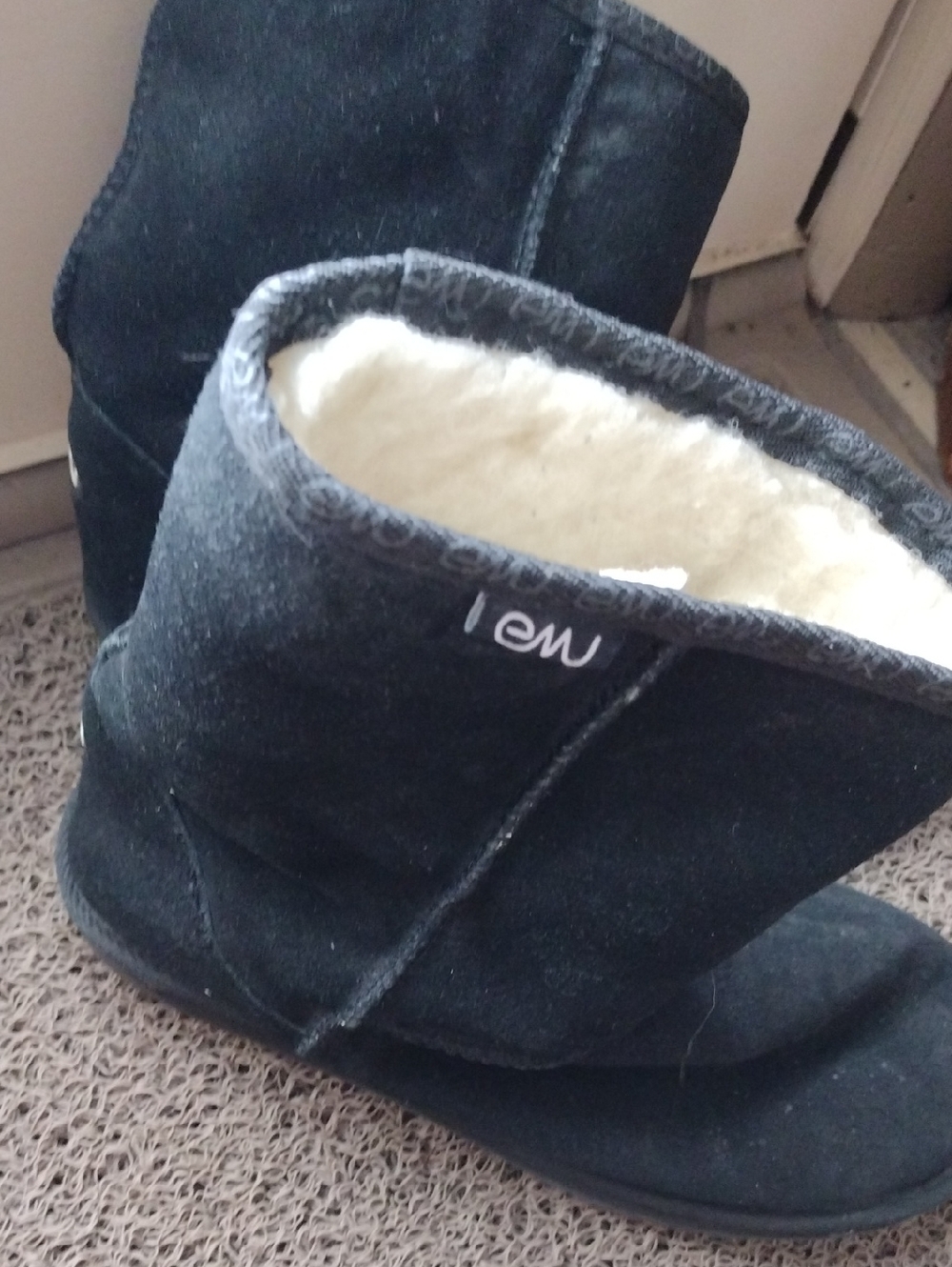 Black Shearling-Lined Suede Boots Sz 8